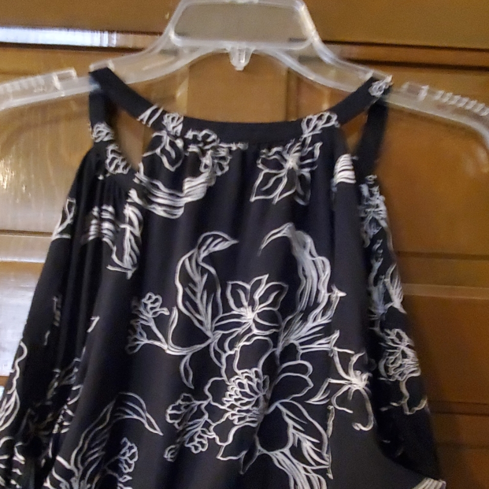 DRESS - Picture 4 of 6
